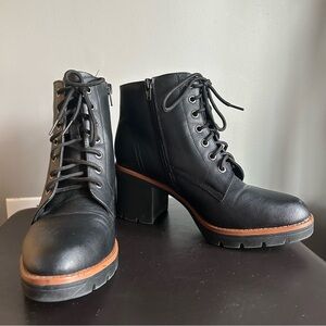 Naturalizer ‘Madalynn’ Black Faux Leather Lace Up Heeled Ankle Boots